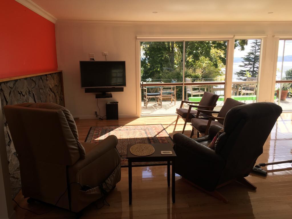 Lakeview Holiday Home Rotorua Extérieur photo